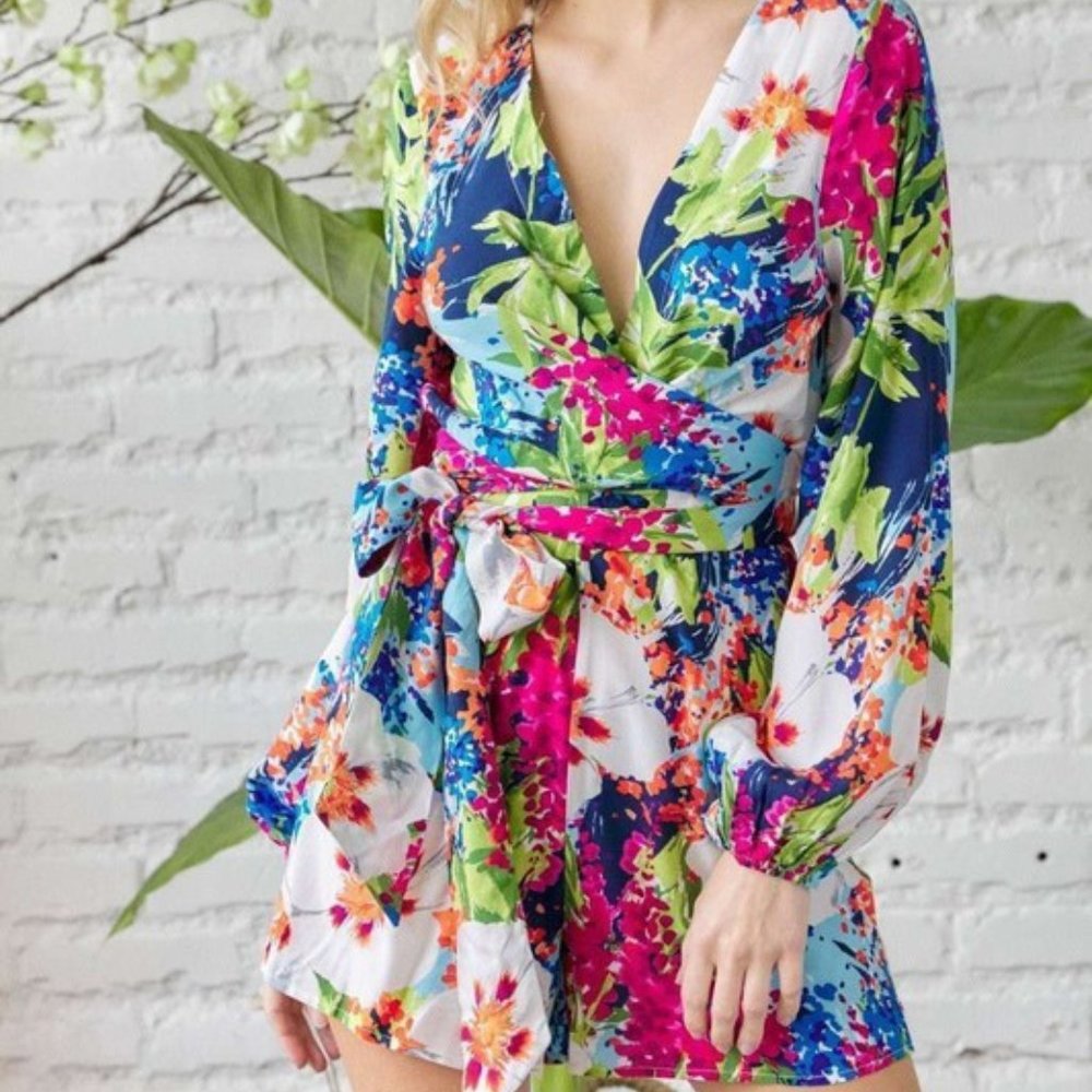Medium Long Sleeve Romper - Picture 8 of 8